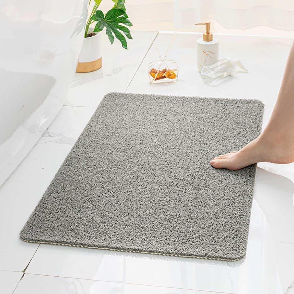 The Ultimate Non-Slip Bath Mat